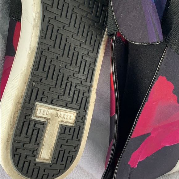 Ted Baker Floral Shoes - Picture 2 of 4